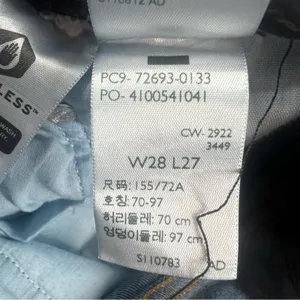 Levi’s Ribcage Straight Button Fly‎ High Rise Jeans Sz 28 deconstructed thumbnail 5