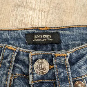 True Religion Jennie Curvy Mid Rise Super Skinny Denim Jeans Size 26 thumbnail 3