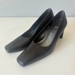 Stuart Weitzman Black Leather Pumps Mid Heels Square Toe Women's Size 7 B thumbnail 2