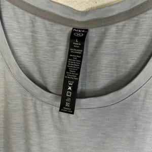 New York Laundry EUC Light Blue Workout Tank Top sz L thumbnail 2