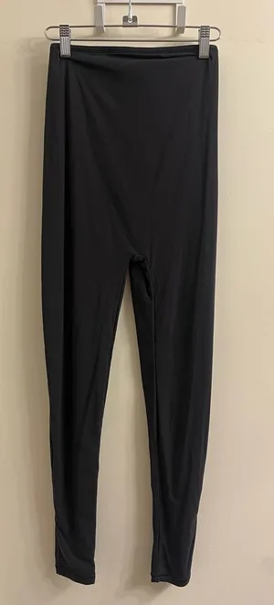 Skims Fits Everybody Maternity Leggings Medium thumbnail 1