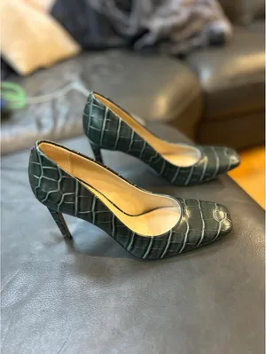 Sam Edelman Elegant Green Crocodile Print High Heelssize 6.5 thumbnail 2