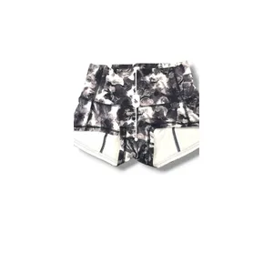 Lululemon Boogie Shorts Womens 6 Black White Floral Yoga Running Athletic thumbnail 6