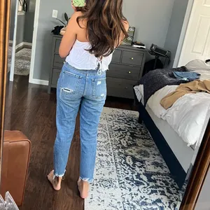 Distressed Jeans Size 27 thumbnail 3