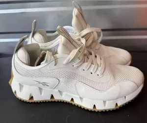Reebok Zig Dynamica CLW Chalk/Grey/Gum Women's Size 9.5 New thumbnail 1