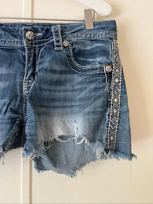 Miss Me Easy Shorts Size 28 Woman’s Jean Shorts thumbnail 3