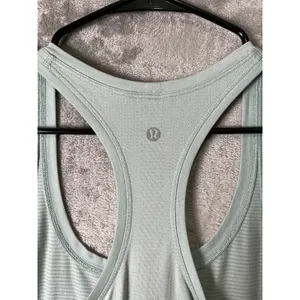 Lululemon Swiftly Tech Racerback Tank Top Hazy Jade Muted Sage Green Tone Size 8 thumbnail 4