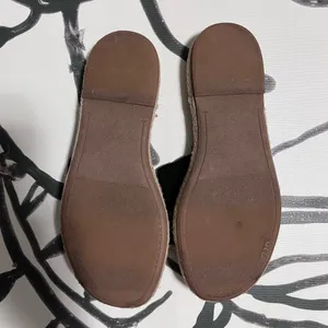 SUEDE SLIDES Black Slip On Sandals Shoes. Women’s Size 8. Worn Once! thumbnail 2