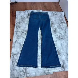 Sincerely Jules Blue Flare Jeans Mid Wash Wide Leg mid rise size 5/27 casual thumbnail 6
