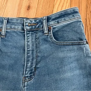 Abercrombie & Fitch The Super Skinny Mid Rise jeans. Size 27/4 thumbnail 5