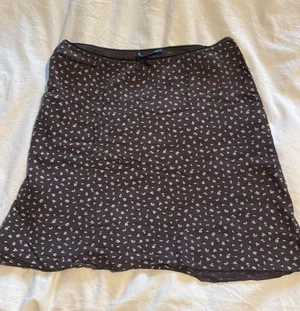 Brandy Melville Brown Floral Skirt thumbnail 1