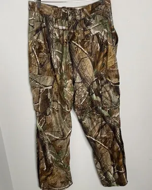 Gamehide hunting cargo pants. Size large or 12. Various Pockets. thumbnail 11
