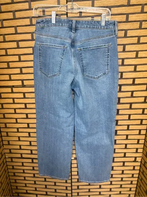 Old navy high rise o.g. Loose fit jeans size 8P thumbnail 2