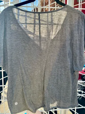 Lululemon Women's Gray V-Neck Ruched Front Top thumbnail 2