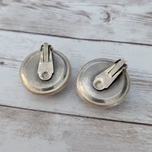 Vintage Clip On Earrings Light Golden Tone Large Chunky Statement 1 & 3/8" thumbnail 4