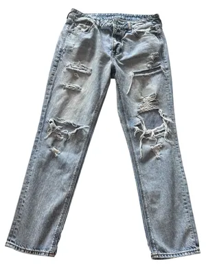 American Eagle Tomgirl Distressed Light Wash Jeans Size 10 Regular thumbnail 2