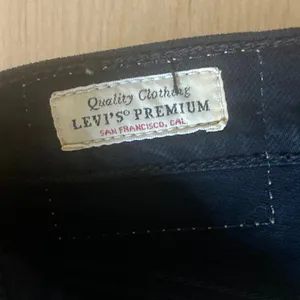 Levi's Ribcage Straight Ankle Women's Black High Rise Baggy Denim Jeans Size 29 thumbnail 7