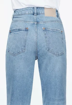 Mom Fit Jeans thumbnail 5