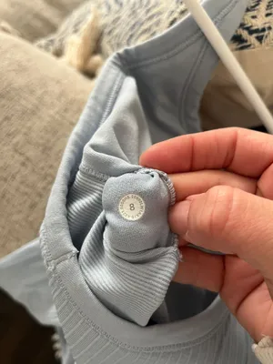 Lululemon Tank thumbnail 4