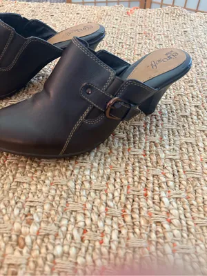 EuroSoft Brown Leather Slip-On Mule Clogs with Buckle Accent 8.5M thumbnail 4