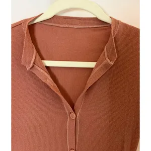 Skims Soft Lounge Henley Romper Ribbed Long Sleeve in Color Wood sz. L thumbnail 6