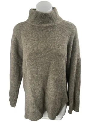 Abercrombie & Fitch Women's Gray Wool Turtleneck Long Sleeve Sweater Top Size M thumbnail 1