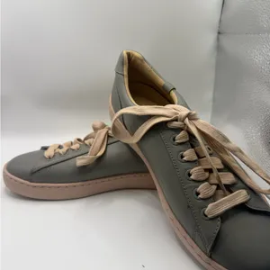 Vionic Gray and Beige Leather Sneakers thumbnail 8