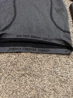 Lululemon Swiftly Tech Long-Sleeve Shirt 2.0 *Waist Length size 4 thumbnail 2