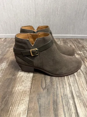 Vionic NWOB Women's Olive Green Suede Ankle Boot with Buckle Strap Size 6.5 thumbnail 9