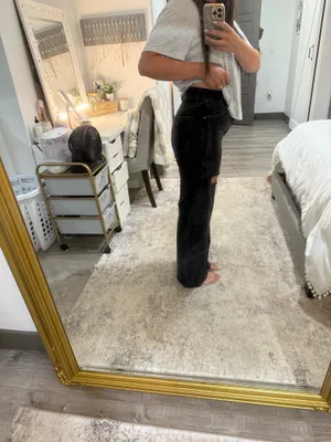 ZARA High-Rise Wide-Leg Jeans thumbnail 2