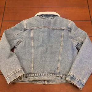 Levi’s Sherpa Jean jacket small light wash women’s thumbnail 7
