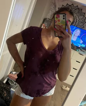 V Neck Shirt thumbnail 2