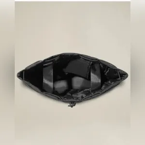 NWT Beyond Yoga Convertible Gym Bag Backpack Black thumbnail 5