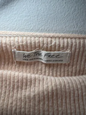 Free People We The Free Main Squeeze Hacci Balloon Sleeve Shirt Peach Slouchy Lg thumbnail 4