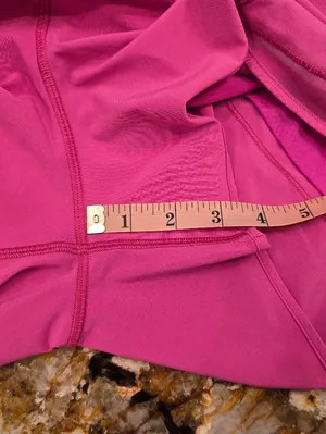 Lululemon Hotty Hot High-Rise Short Sonic Pink Size 2 thumbnail 6
