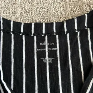 Banana Republic Top‎ Malibu Large L Black White Stripe Sleeveless V-Neck 90s Y2K thumbnail 2