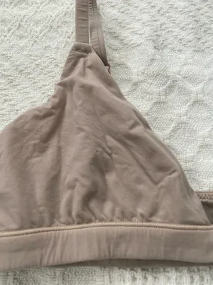 SKIMS Triangle Fits Everybody Bralette thumbnail 3