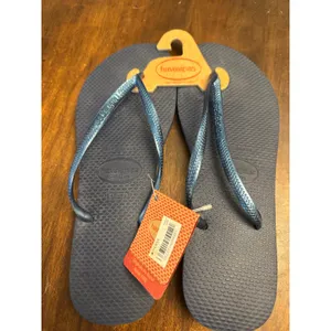 Havanaians sandals flip flops navy blue women's size 9 NWT thumbnail 2
