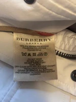 Authentic Burberry Brit White Jacket Women’s Size Large. Nova Check Lining with Detachable Hood. EUC. Only worn a handful of times, very minor wear. Smoke/Pet Free Home. Recently professionally dry-cleaned. thumbnail 14