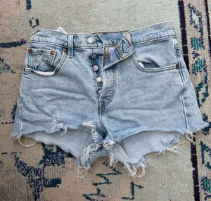 Levi’s Shorts 501 thumbnail 1