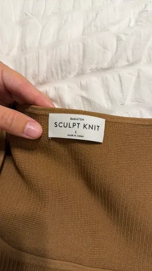 Aritzia Babaton Top Sculpt Knit thumbnail 3