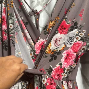 Floral V thumbnail 7