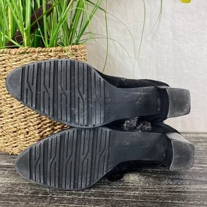 Stuart Weitzman Black Suede Fur Lined Zip Up Ankle Boots 5.5 thumbnail 6