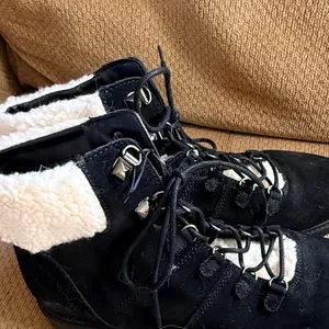 Marc Fisher Black Leather Boots with Sherpa Trim nwt thumbnail 6