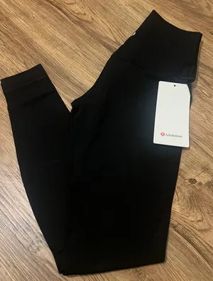 Lululemon 28” Align Leggings HR thumbnail 3