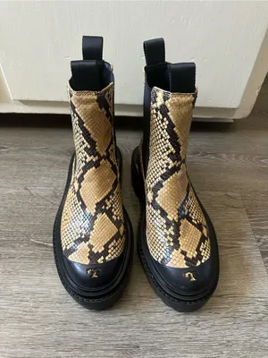 Tory Burch Yellow Snake-Print Chelsea Boots thumbnail 3