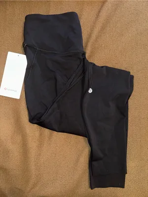 NEW NWT Lululemon Black Base Pace High-Rise Leggings size 8 thumbnail 3