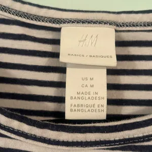 H&M fitted teeshirt thumbnail 3