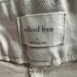 Aritzia Wilfred Free Modern Cargo Pant thumbnail 10