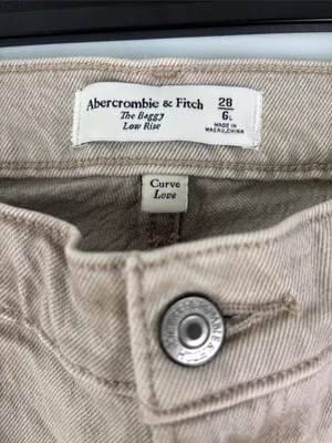 NWT Abercrombie & Fitch Curve Love Low Rise Baggy Jean Cream Color Sz 28/6 Tall thumbnail 3